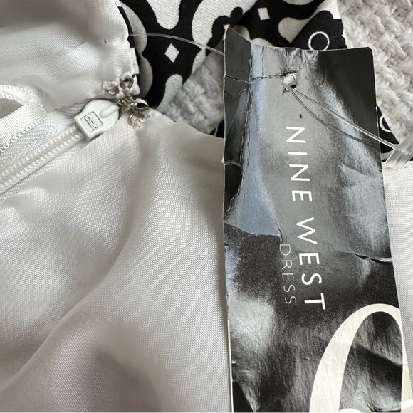 Nine West Sleeveless Dress Black and White Pattern  Women’s Size 2 NWT - Picture 6 of 16